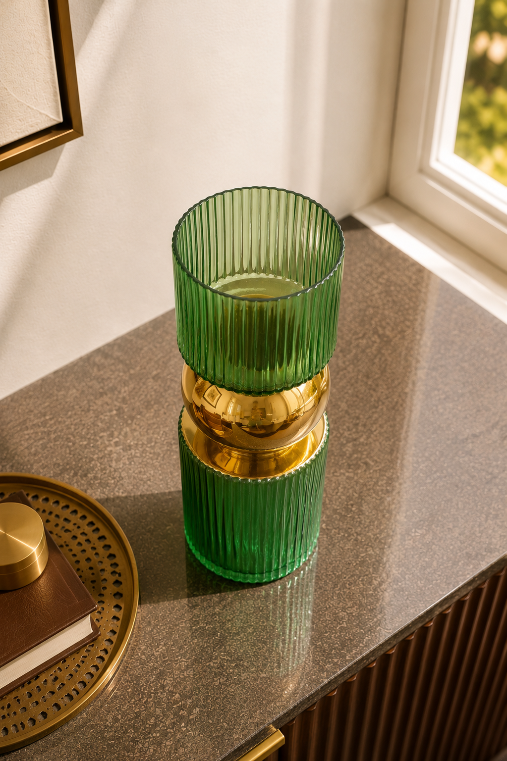 Eclisse Dual-Tone Glass Vase - Emerald Green