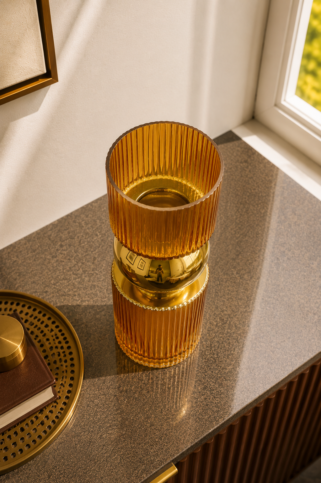 Eclisse Dual-Tone Glass Vase - Amber Gold