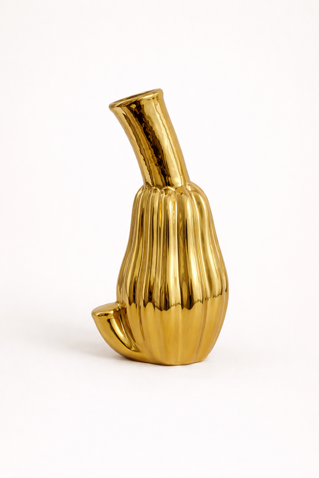 Golden Élan Statement Vase