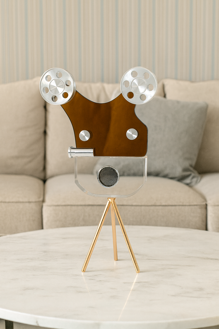 Cin√© Royale Projector Accent